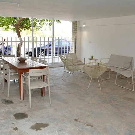 Appartement Courtyard House *